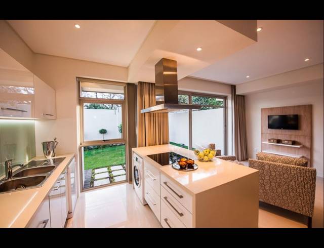 4 BEDROOM TOWNHOUSE TO LET IN NORWOOD